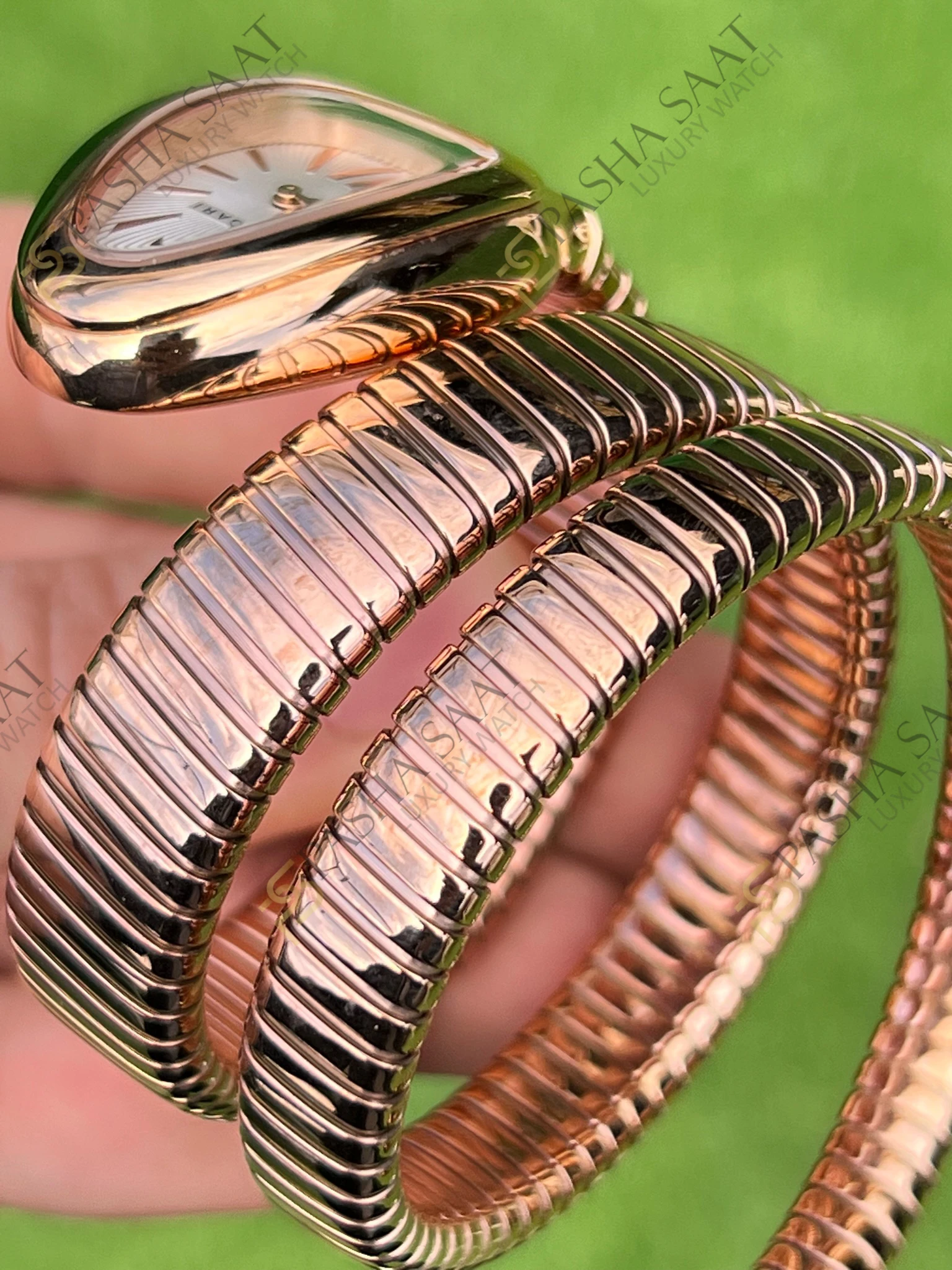 Bvlgari Serpenti Beyaz Kadran Rose Altın Rengi Superclone Kadın Saati - Görsel 5