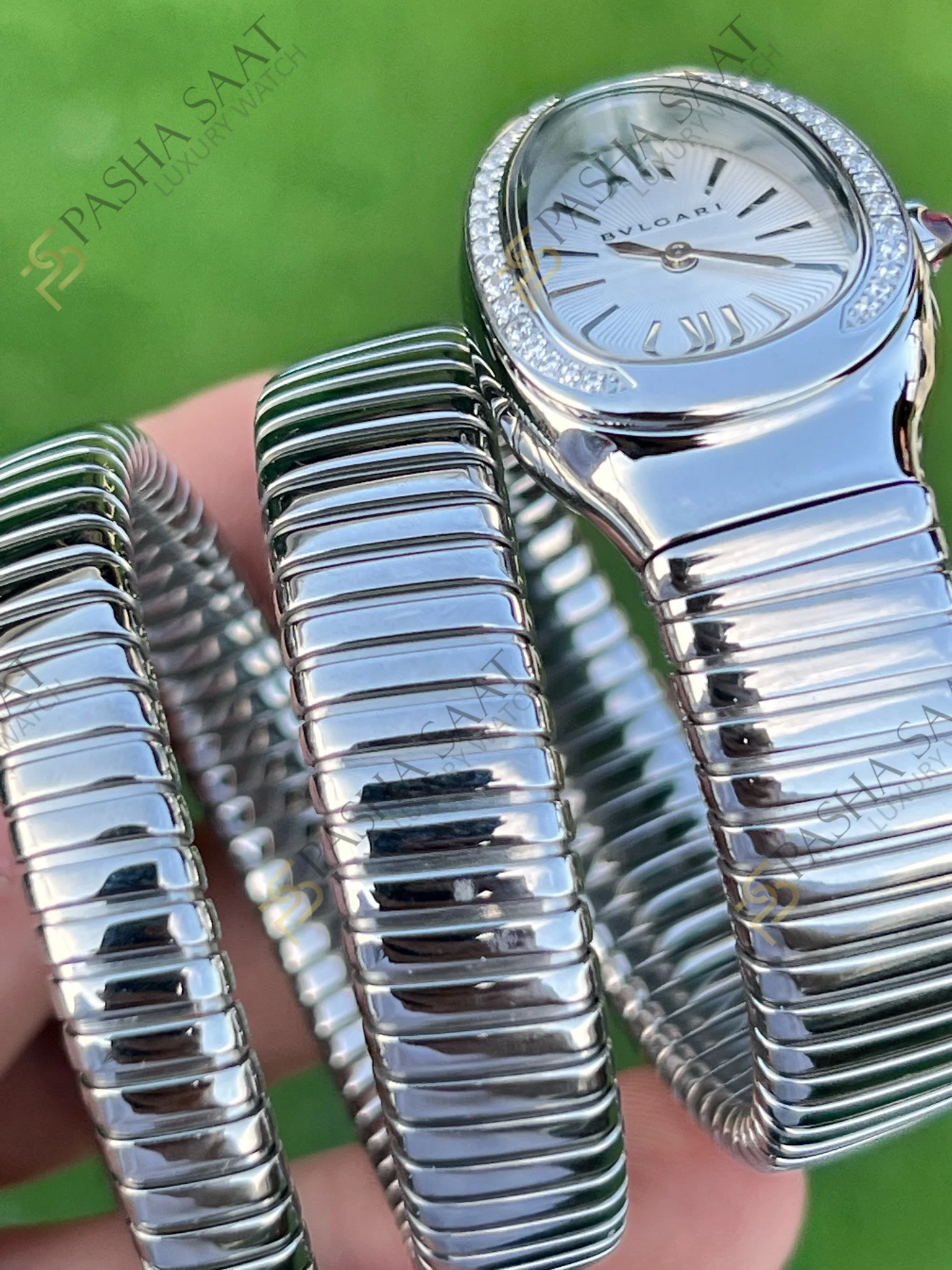 Bvlgari Serpenti Beyaz Kadran Taşlı Bezel Çelik Superclone Kadın Saati - Görsel 4