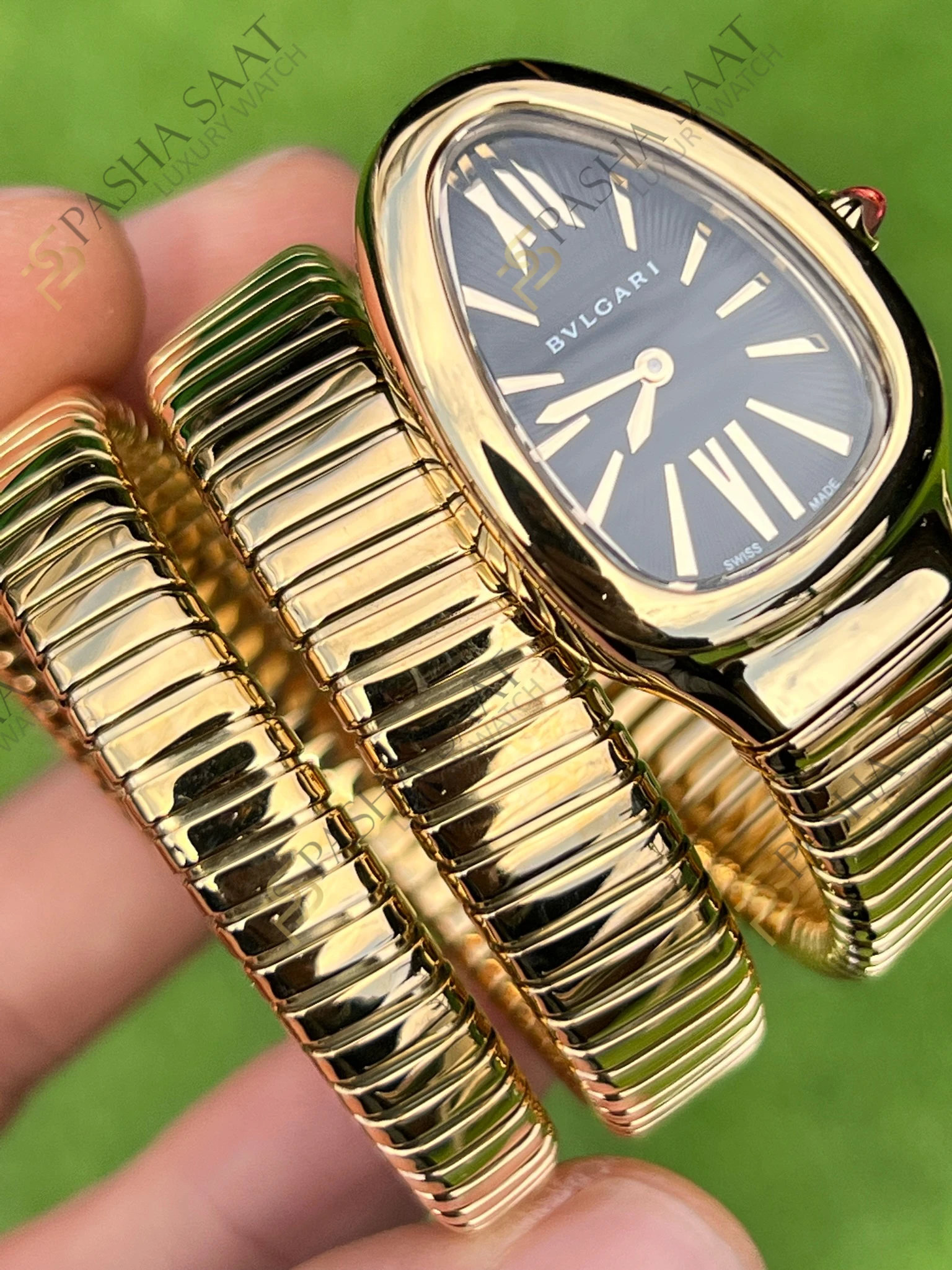 Bvlgari Serpenti Siyah Kadran Altın Rengi Superclone Kadın Saati - Görsel 2