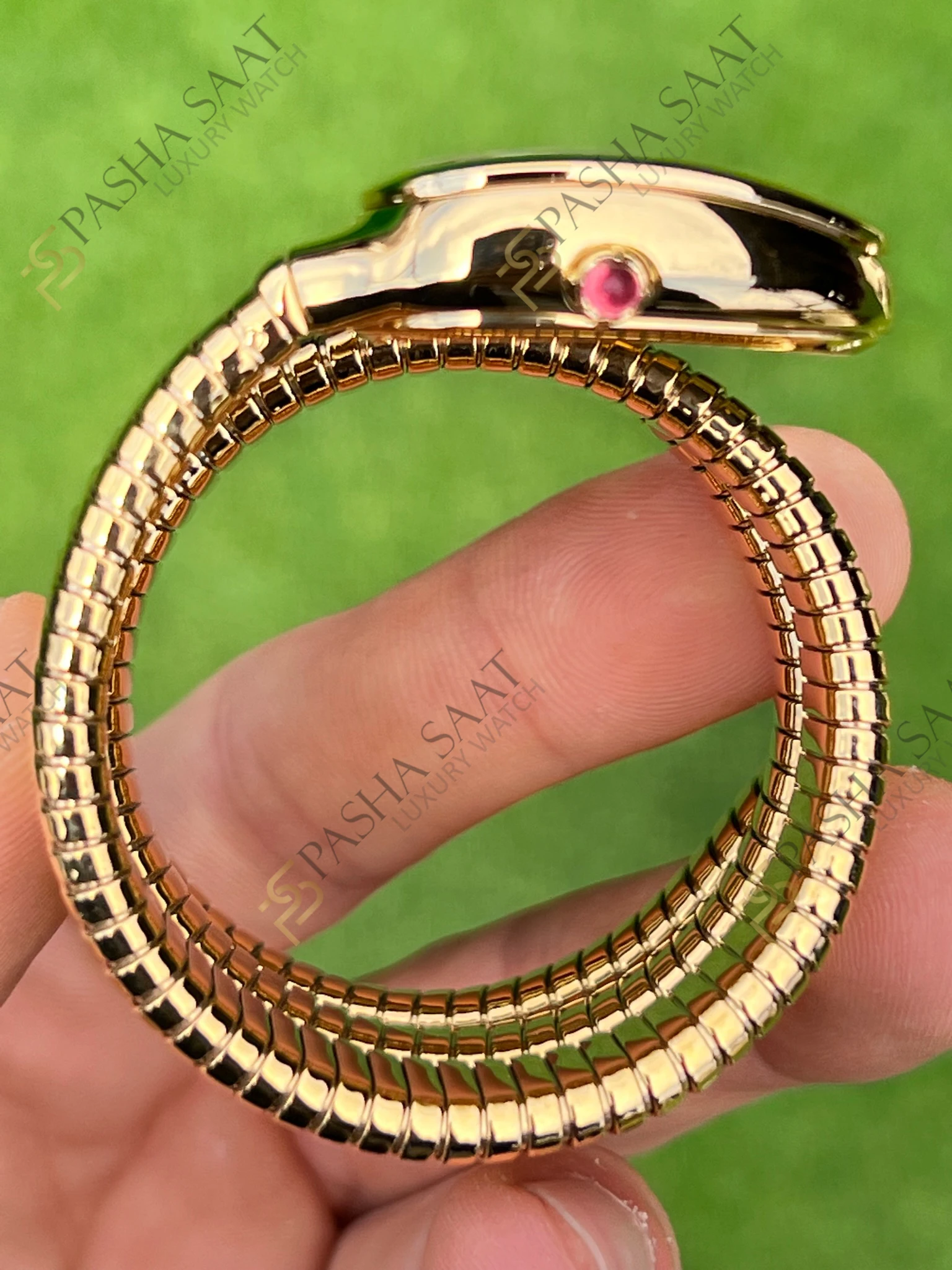 Bvlgari Serpenti Siyah Kadran Altın Rengi Superclone Kadın Saati - Görsel 3