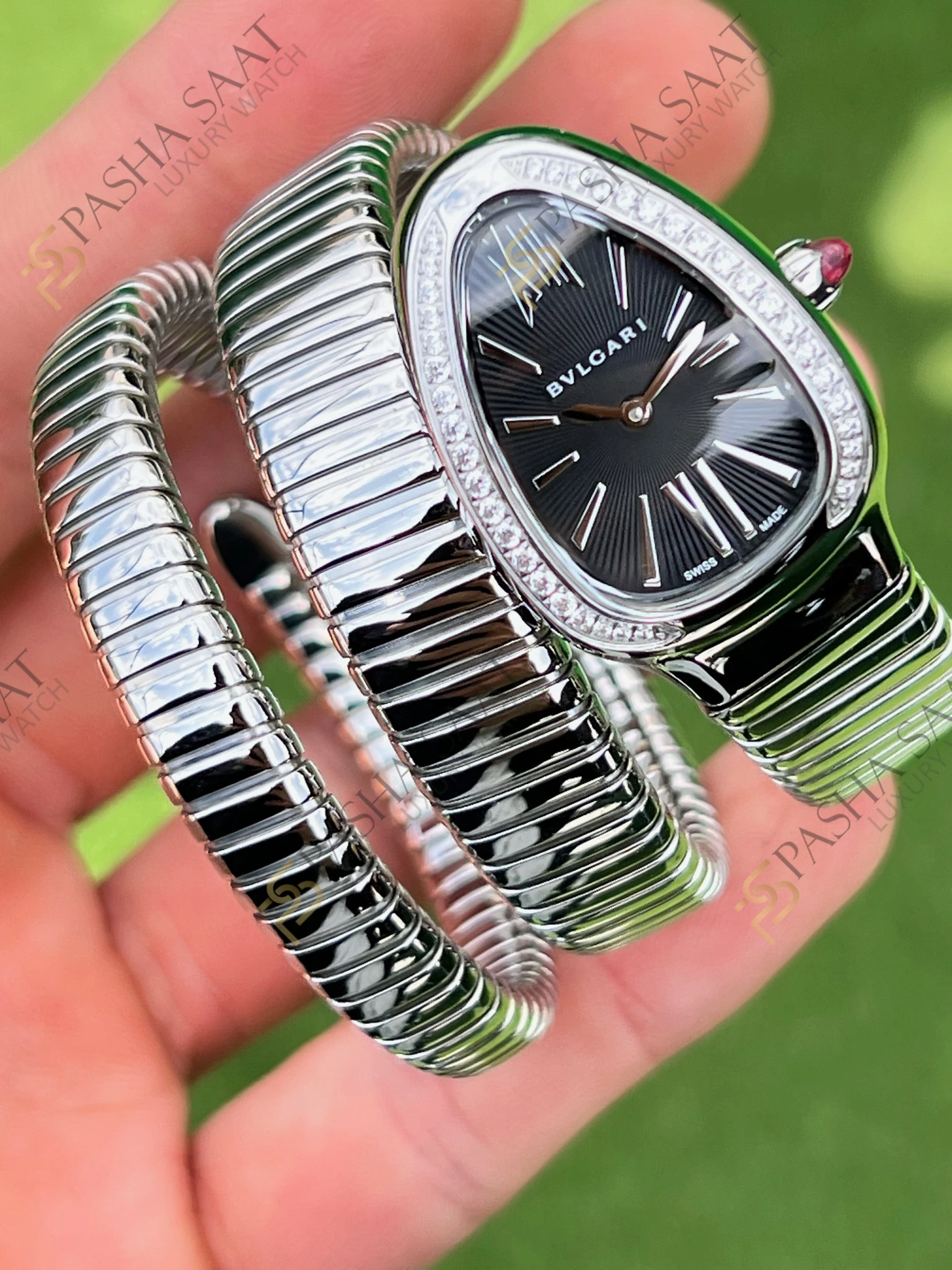 Bvlgari Serpenti Siyah Kadran Taşlı Bezel Çelik Superclone Kadın Saati