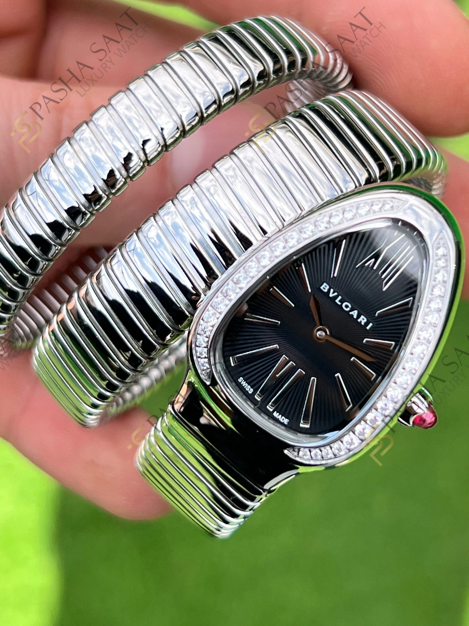 Bvlgari Serpenti Siyah Kadran Taşlı Bezel Çelik Superclone Kadın Saati - Görsel 2