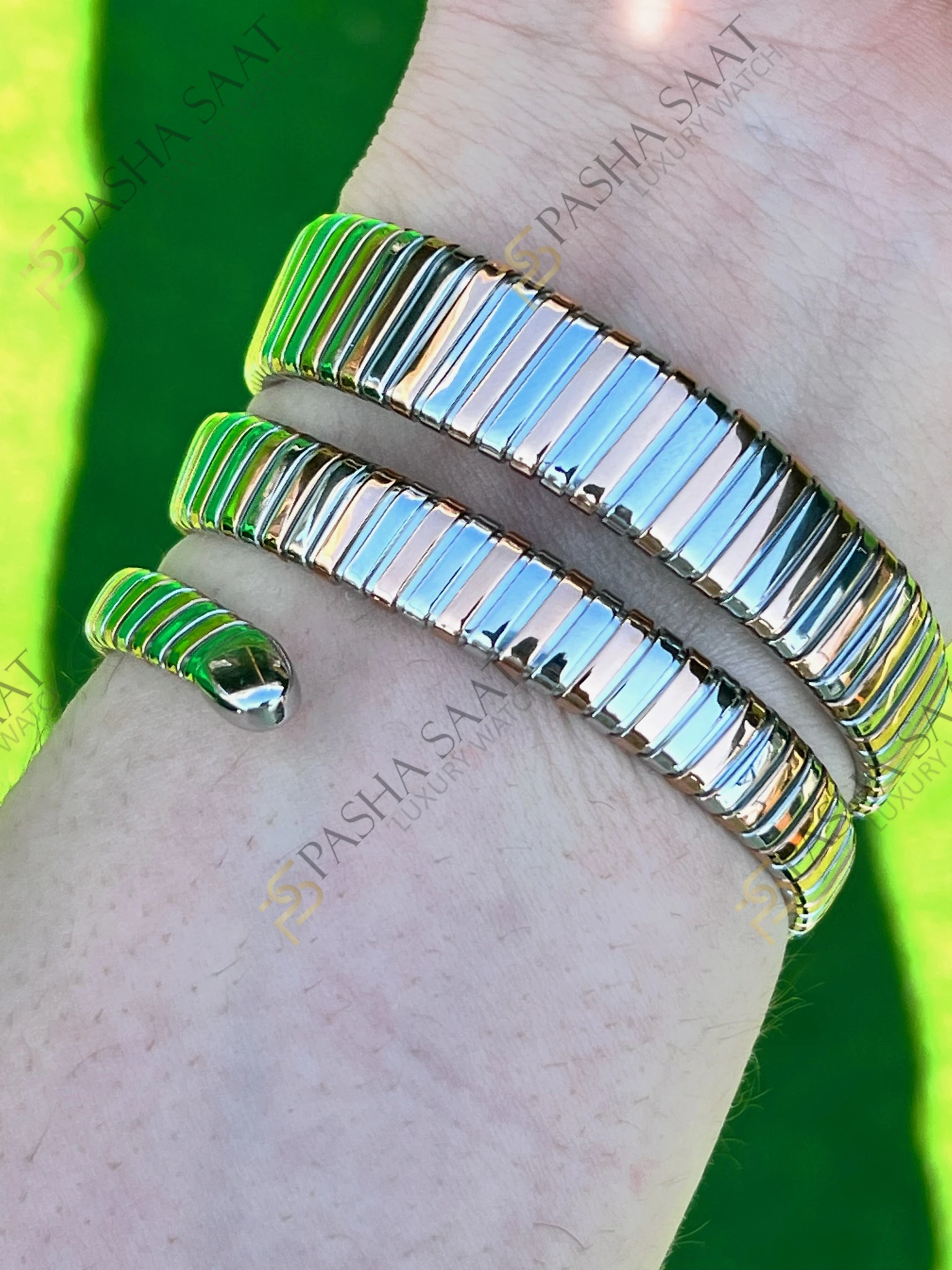 Bvlgari Serpenti Siyah Kadran Two Tone Taşlı Eta Kadın Saati - Görsel 4