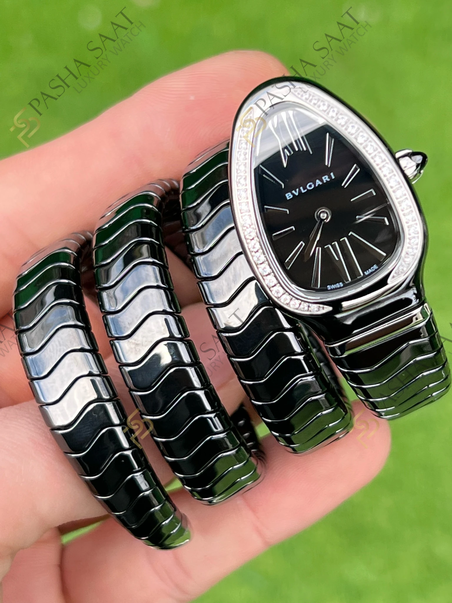 Bvlgari Serpenti Siyah Seramik Çelik Taşlı Bezel Super Clone Kadın Saati