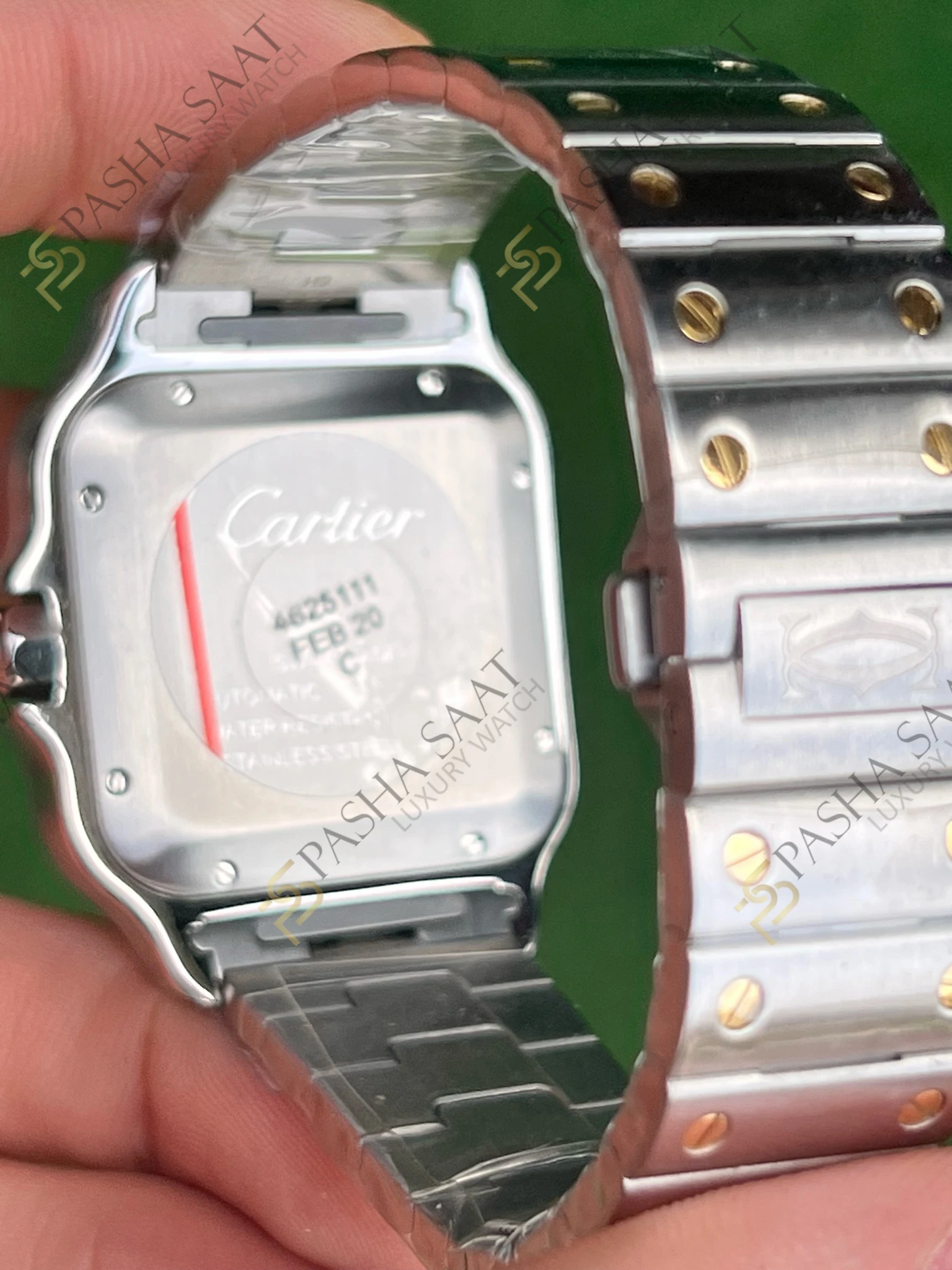 Cartier Santos Large Beyaz Kadran Altın Rengi Bezel Superclone Saat - Görsel 5