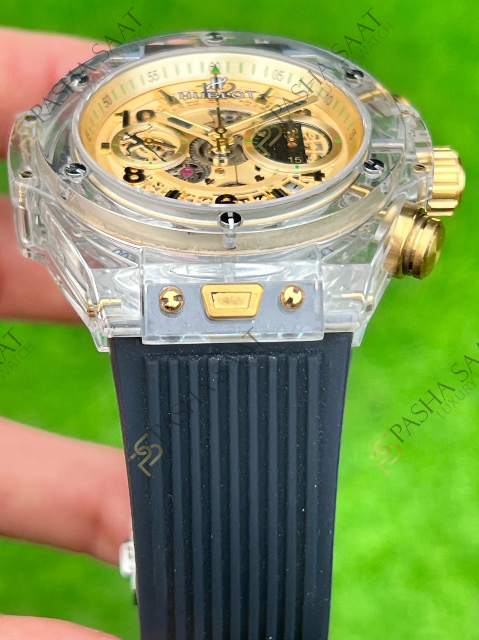 Hublot Big Bang Safir Kasa Sarı Kadran Siyah Silikon Kordon Saat Hublot Big Bang Safir Kasa Sarı Kadran Siyah Silikon Kordon Saat - Görsel 3