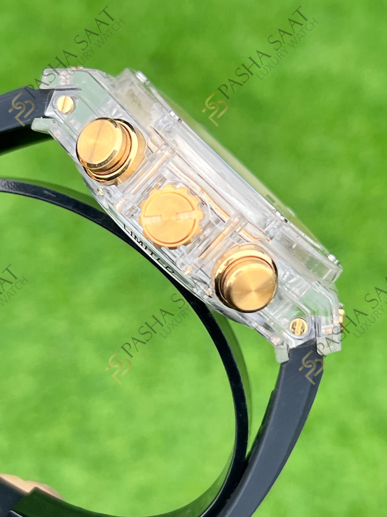 Hublot Big Bang Safir Kasa Sarı Kadran Siyah Silikon Kordon Saat Hublot Big Bang Safir Kasa Sarı Kadran Siyah Silikon Kordon Saat - Görsel 4