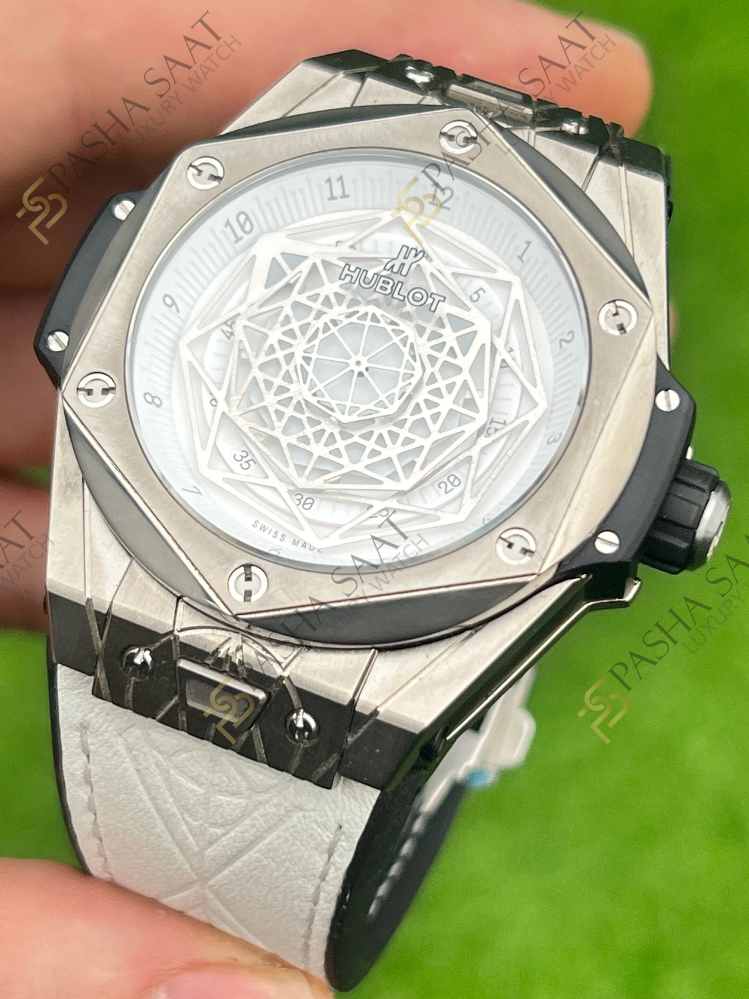 Hublot Big Bang Sang Bleu Titanyum Kasa Beyaz Kadran Superclone Saat - Görsel 2