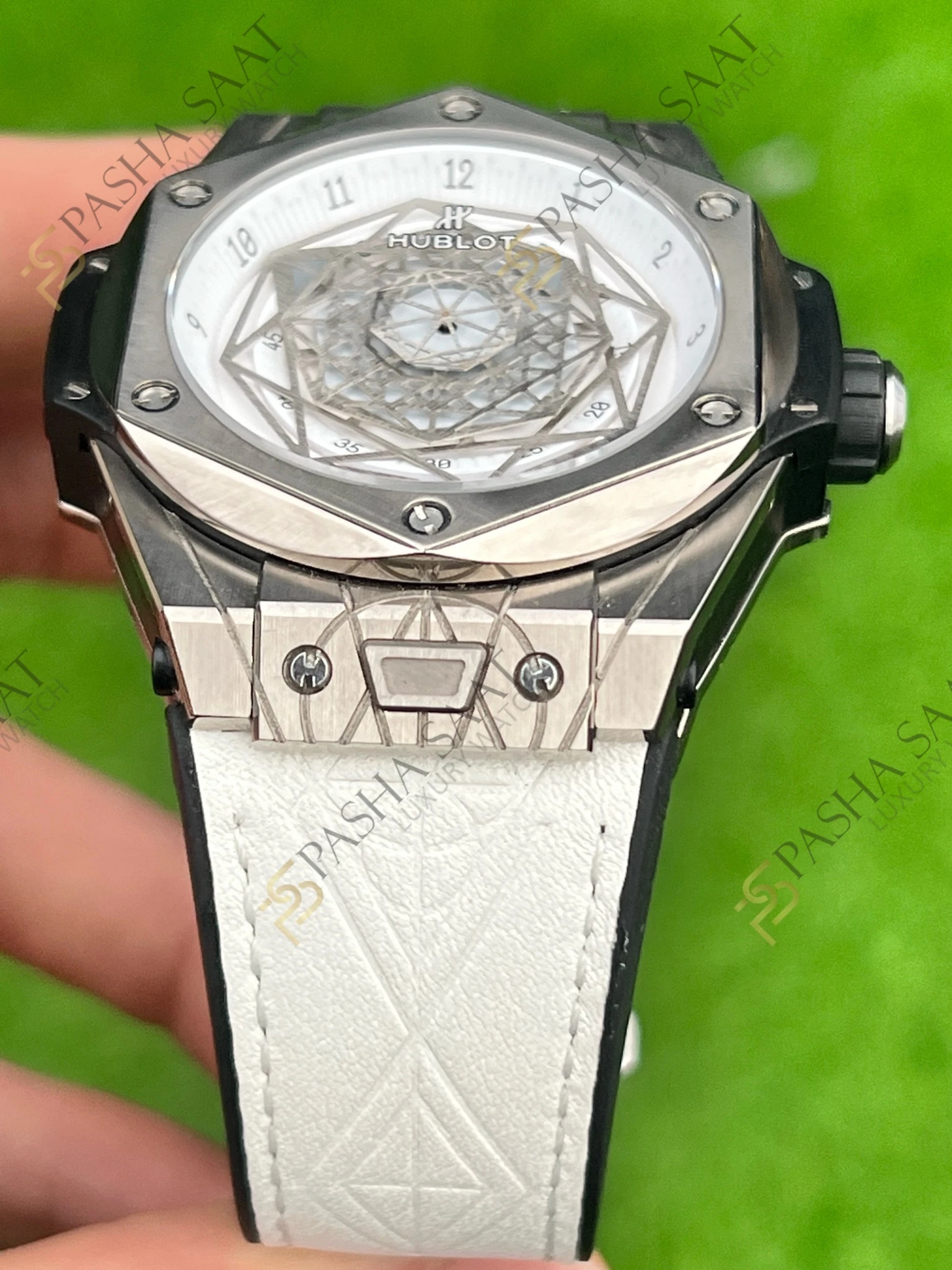 Hublot Big Bang Sang Bleu Titanyum Kasa Beyaz Kadran Superclone Saat - Görsel 3