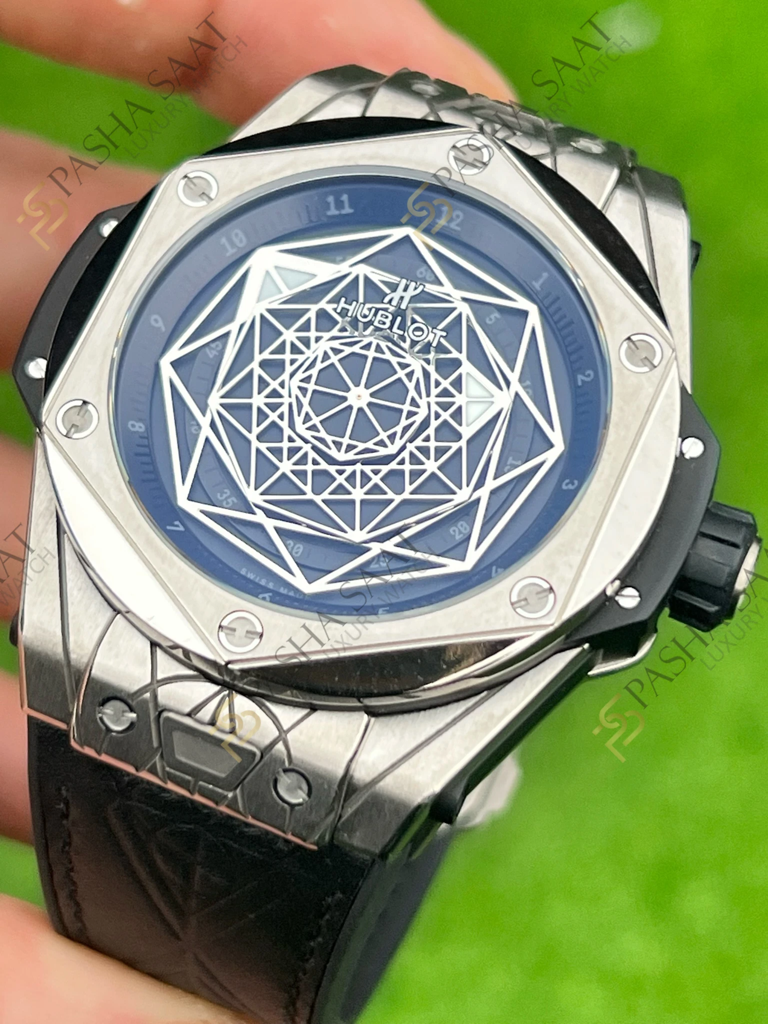 Hublot Big Bang Sang Bleu Titanyum Kasa Siyah Kadran Superclone Saat - Görsel 2