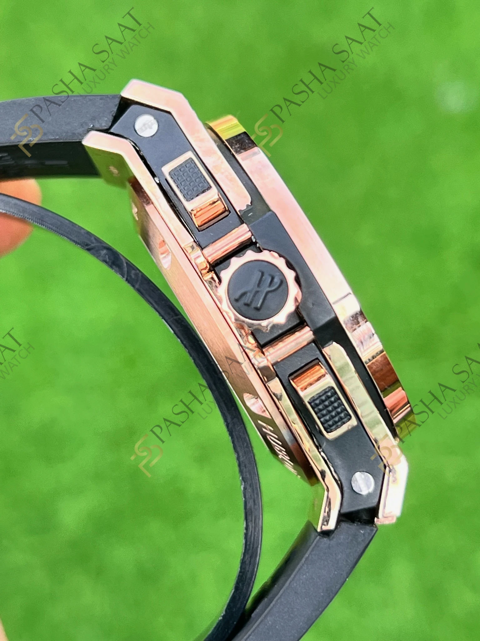 Hublot Big Bang Siyah Kadran Taşlı Kasa Rose Eta Saat - Görsel 4