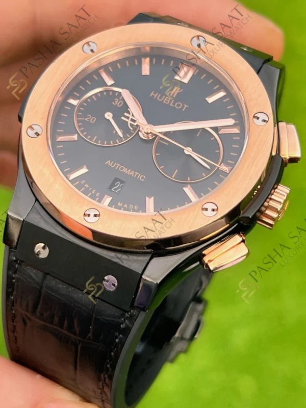 Hublot Classic Fusion Siyah Seramik Rose Bezel Super Clone Saat 2