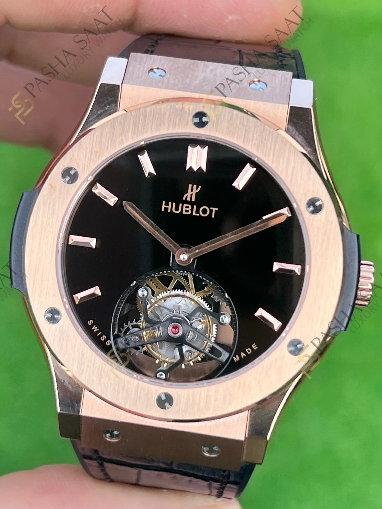 Hublot Classic Fusion Tourbillon Rose Gold Renk Siyah Kadran Superclone Saat