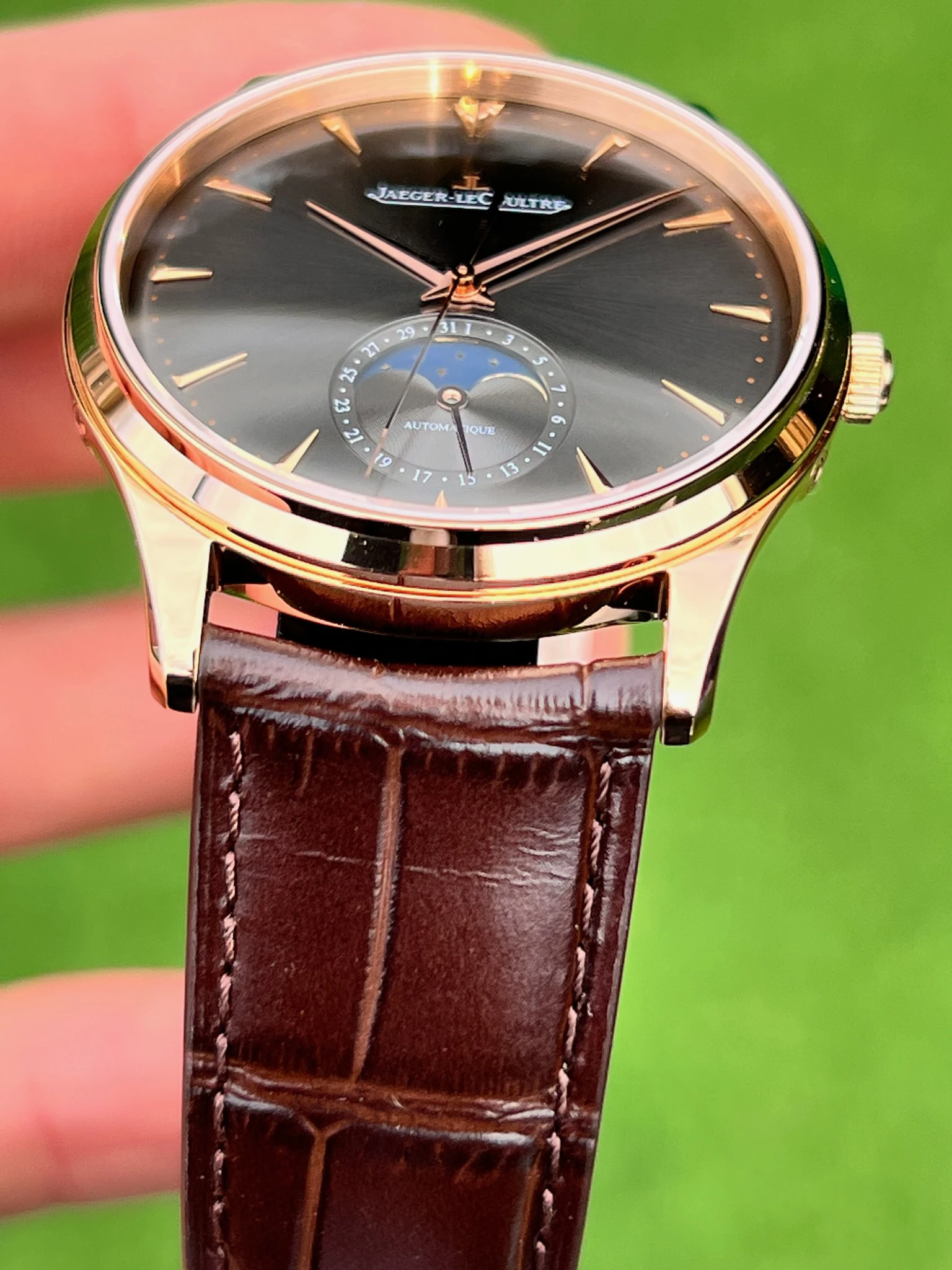 Jaeger-LeCoultre Master Ultra Thin Rose Gold Kasa Gri Kadran Superclone Saat - Görsel 3