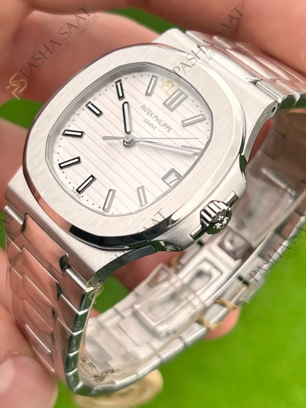 Patek Philippe 5711 Nautilus Beyaz Kadran Superclone Saat 2