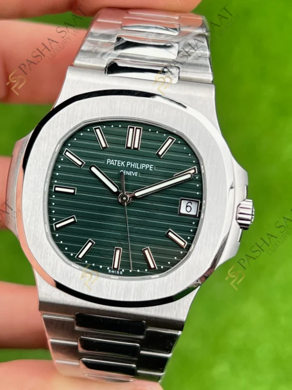 Patek Philippe 5711 Yeşil Kadran Superclone Saat