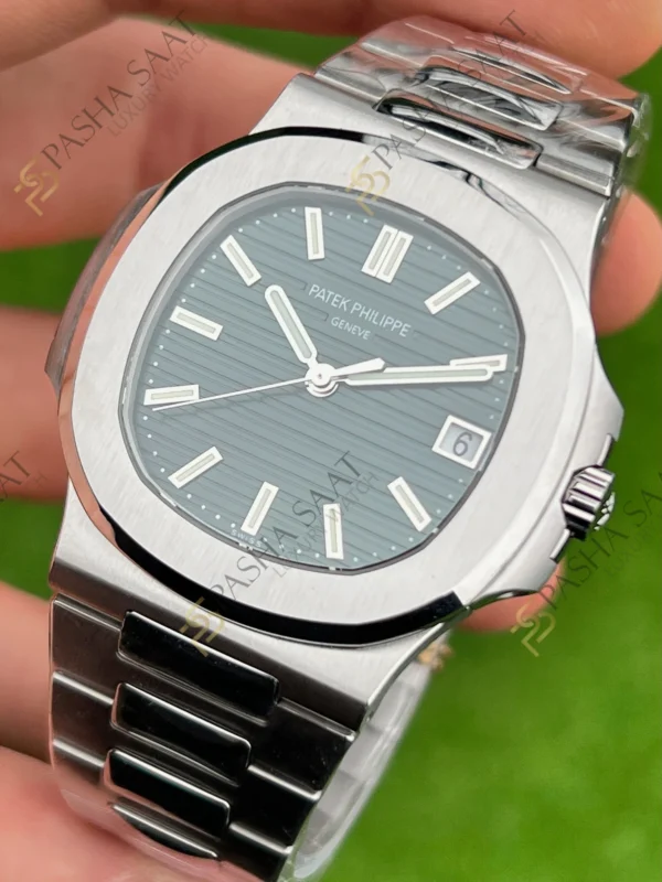 Patek Philippe 5711 Ye il Kadran Superclone Saat 2