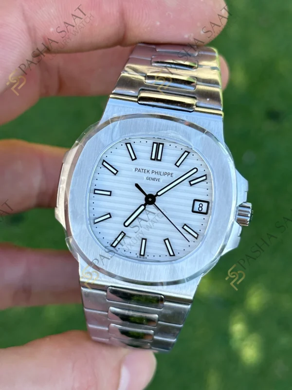 Patek Philippe 5711 Çelik Kasa Beyaz Kadran Superclone Saat