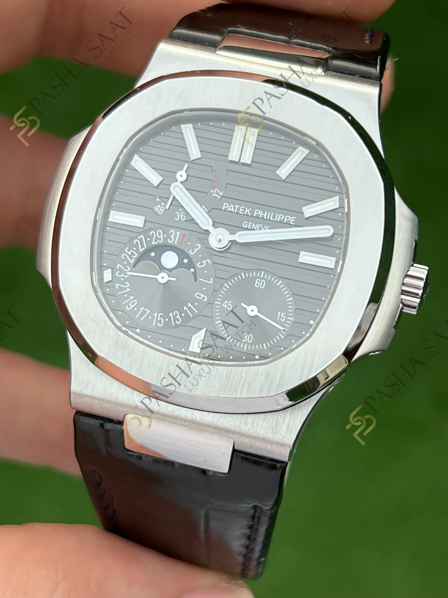 Patek Philippe 5712 Gri Kadran Deri Kordon Superclone Saat Patek Philippe 5712 Gri Kadran Deri Kordon Superclone Saat - Görsel 2