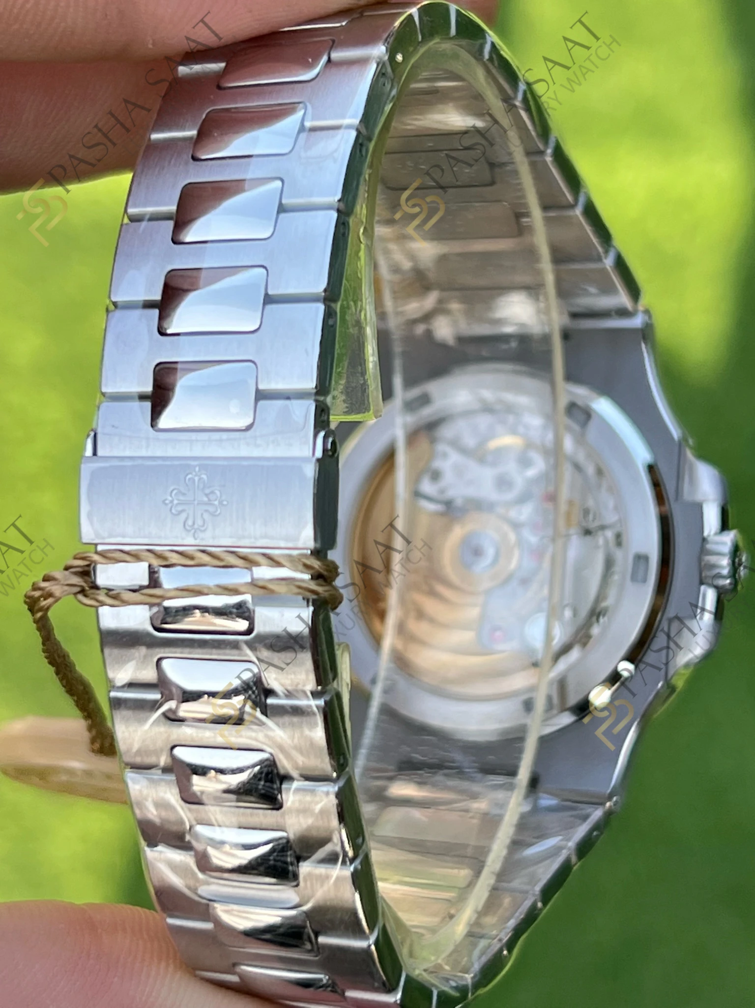 Patek Philippe Nautilus 5711 Çelik Kasa Yeşil Kadran Superclone Saat Patek Philippe Nautilus 5711 Çelik Kasa Yeşil Kadran Superclone Saat - Görsel 4