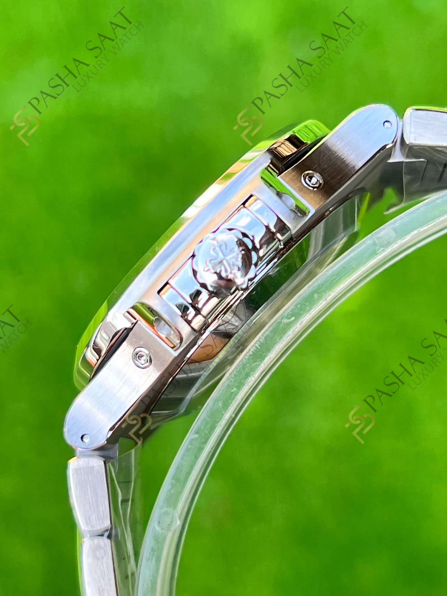 Patek Philippe Nautilus 5726 1A-001 Gri Kadran Superclone Saat Patek Philippe Nautilus 5726 1A-001 Gri Kadran Superclone Saat - Görsel 4