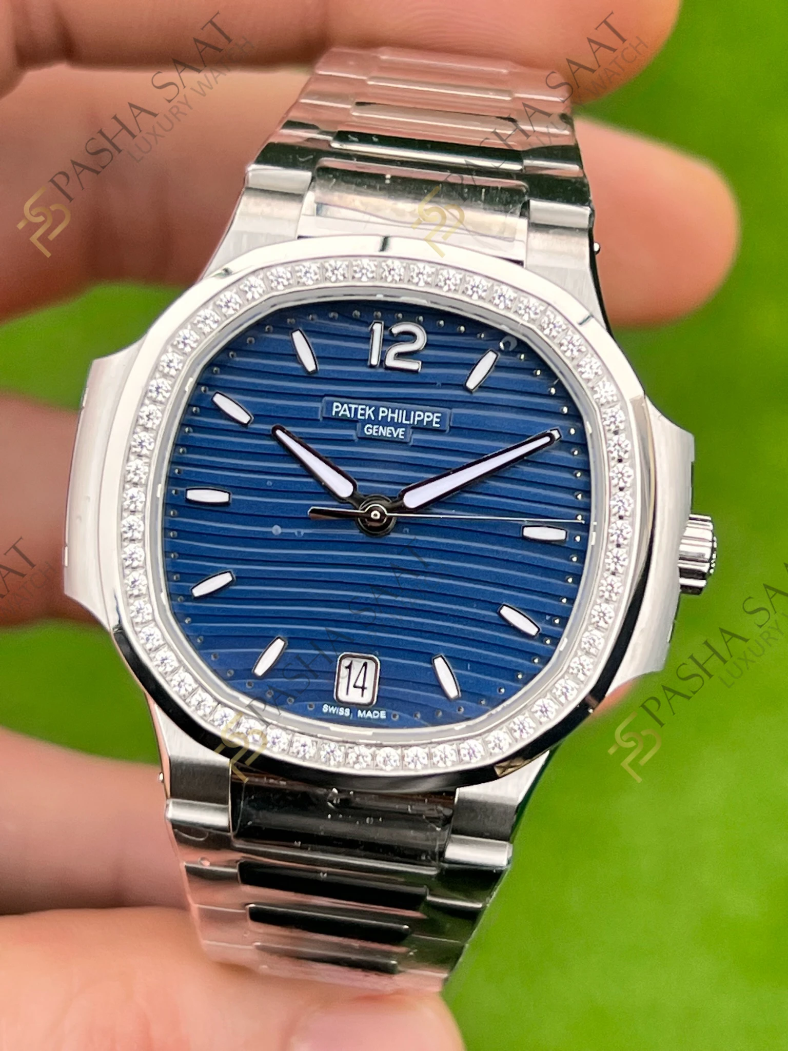 Patek Philippe Nautilus 7118 Çelik Kasa Mavi Kadran Taşlı Superclone Saat