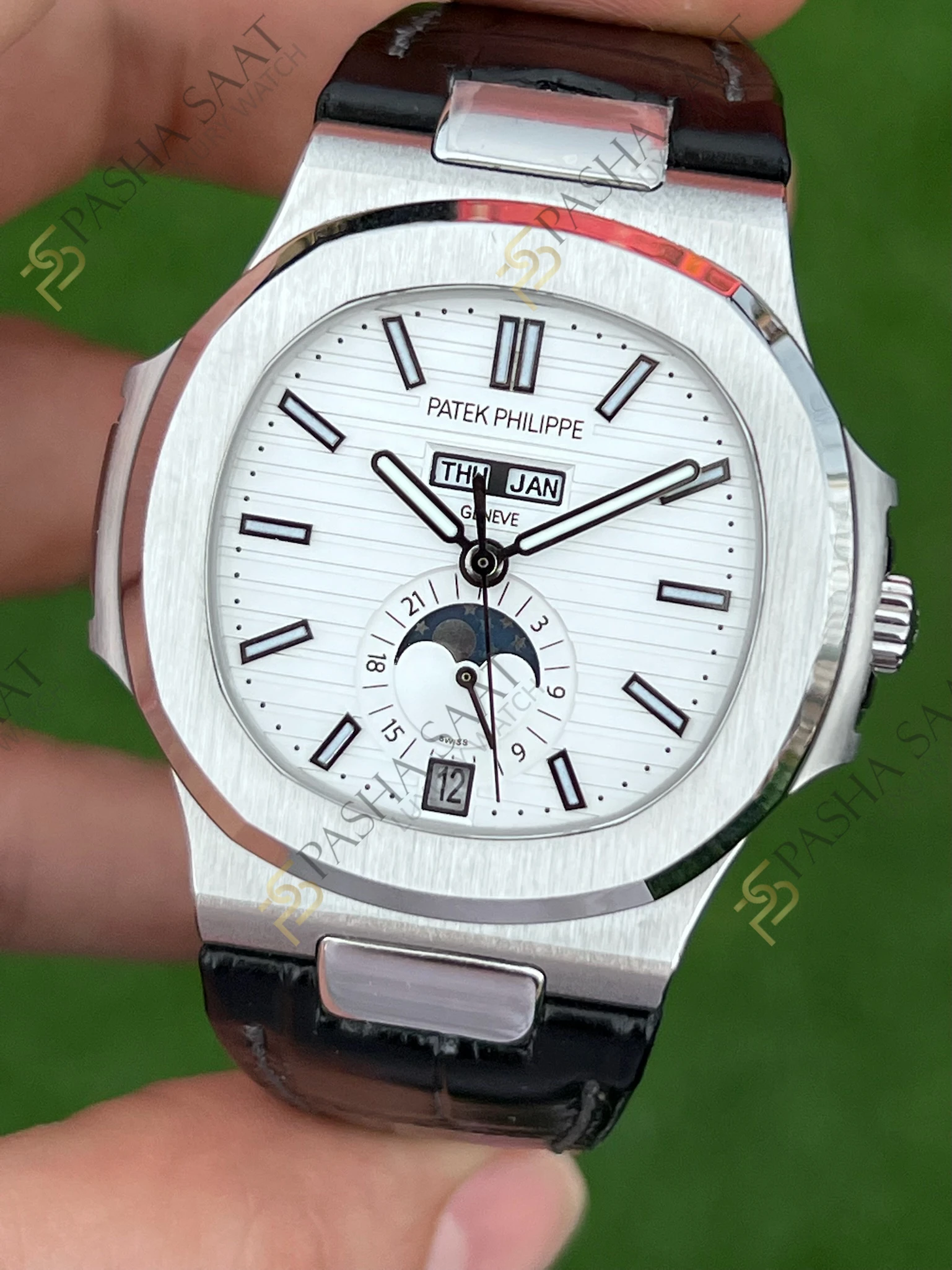 Patek Philippe Nautilus Annual Calendar Moonphase 5726 Superclone Saat Patek Philippe Nautilus Annual Calendar Moonphase 5726 Superclone Saat