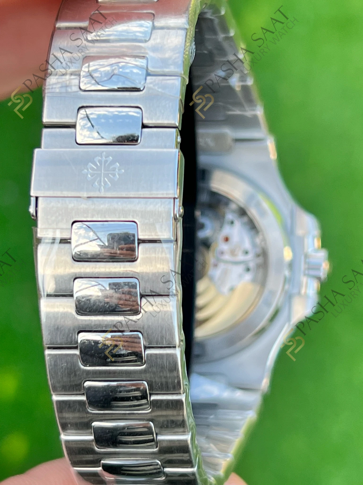 Patek Philippe Nautilus Beyaz Kadran 5711 Superclone Saat Patek Philippe Nautilus Beyaz Kadran 5711 Superclone Saat - Görsel 5