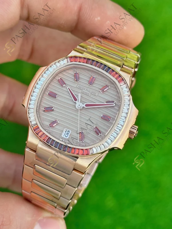 Patek Philippe Nautilus Joaillerie 71181300R 001 Superclone Saat 2